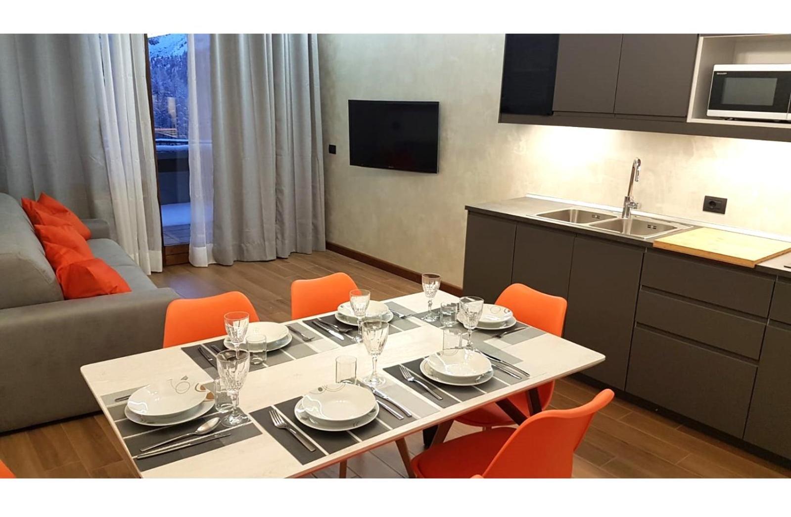 Orange Fox Cervinia Apartment Vda Vacanze In Vetta Cir 0185 Breuil-Cervinia Eksteriør billede